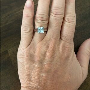 Classic aquamarine solitaire ring 14k gold